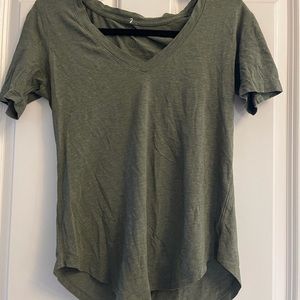 Lululemon Tshirt - Sz 2